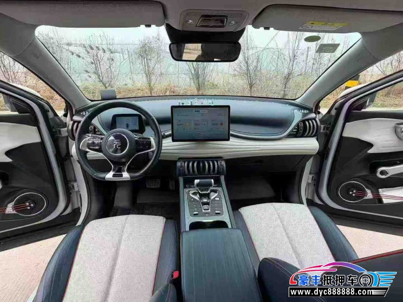 22年比亚迪元轿车抵押车出售