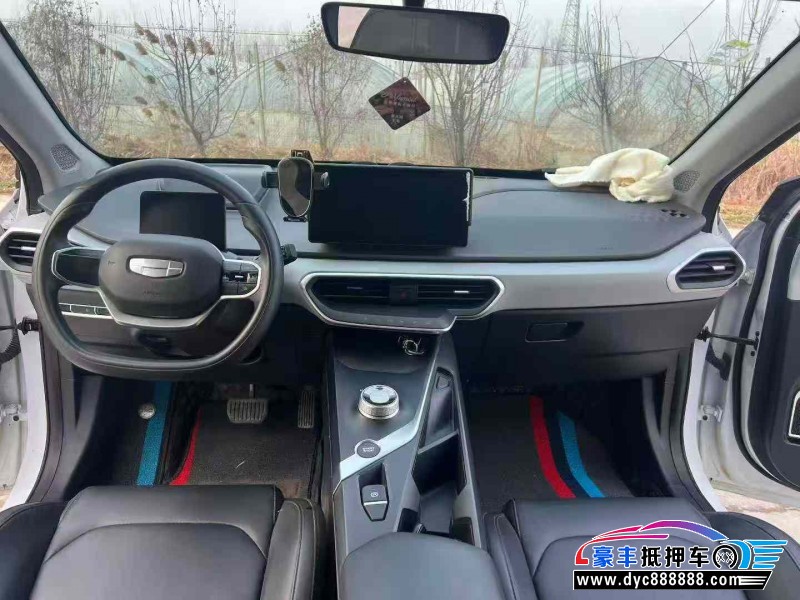 24年吉利几何轿车抵押车出售