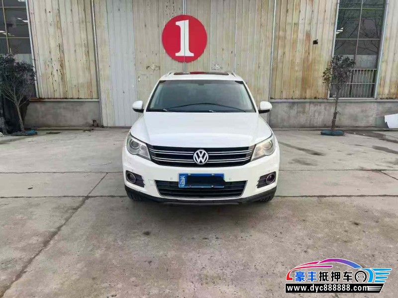 12年大众途观轿车抵押车出售