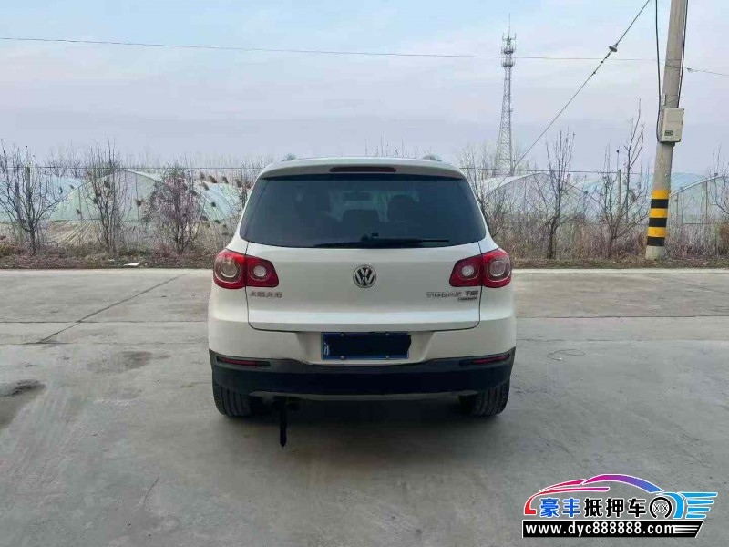 12年大众途观轿车抵押车出售