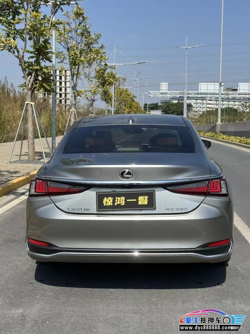 21年雷克萨斯ES轿车抵押车出售