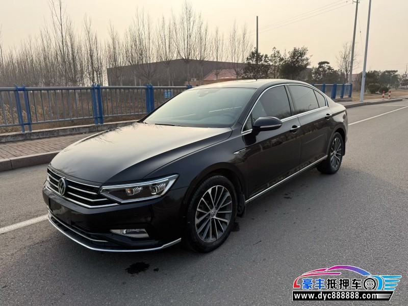 20年大众迈腾轿车抵押车出售