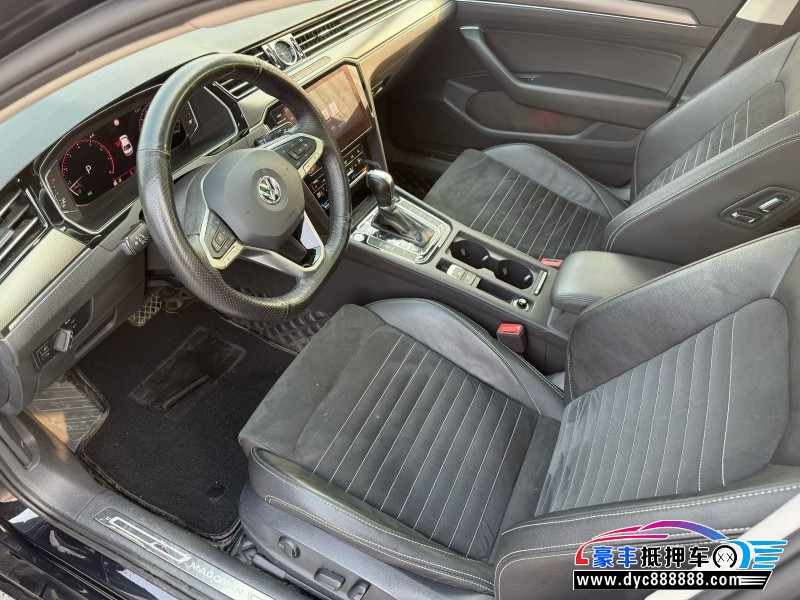 20年大众迈腾轿车抵押车出售