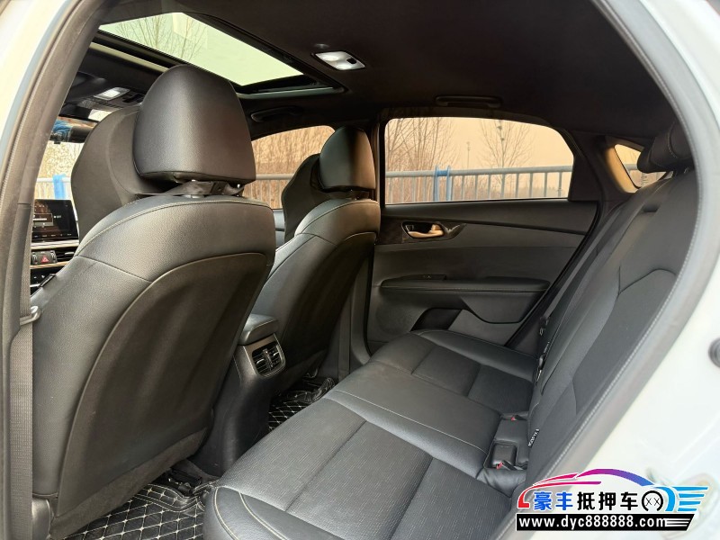 19年起亚K3轿车抵押车出售