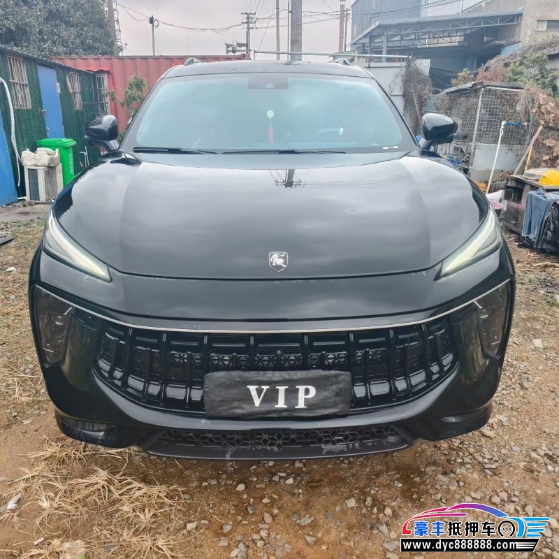 抵押车出售23年东风风行T5轿车