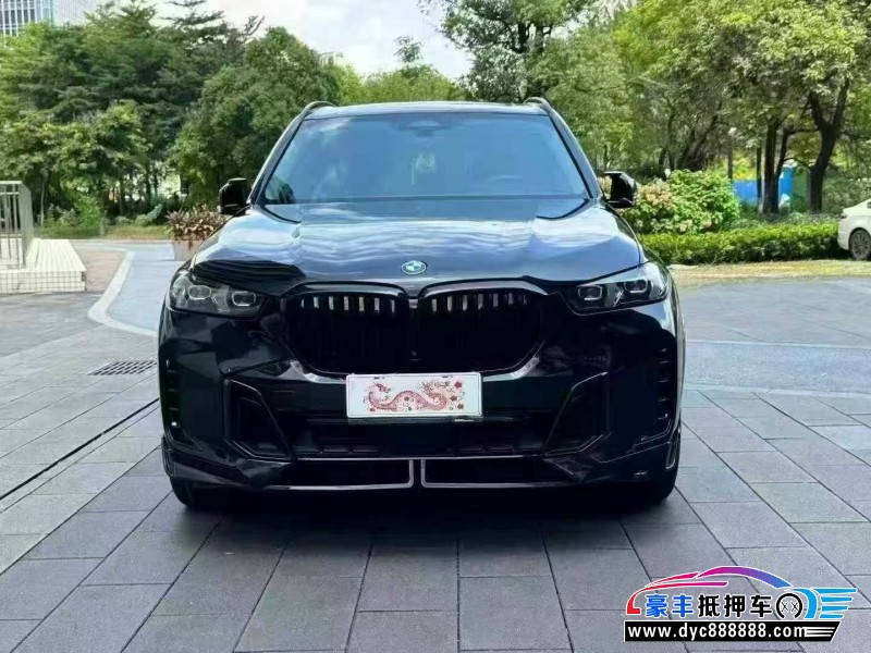 抵押车出售24年宝马X5轿车