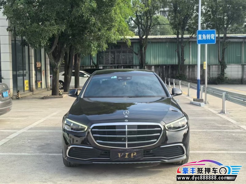 抵押车出售22年奔驰S级轿车