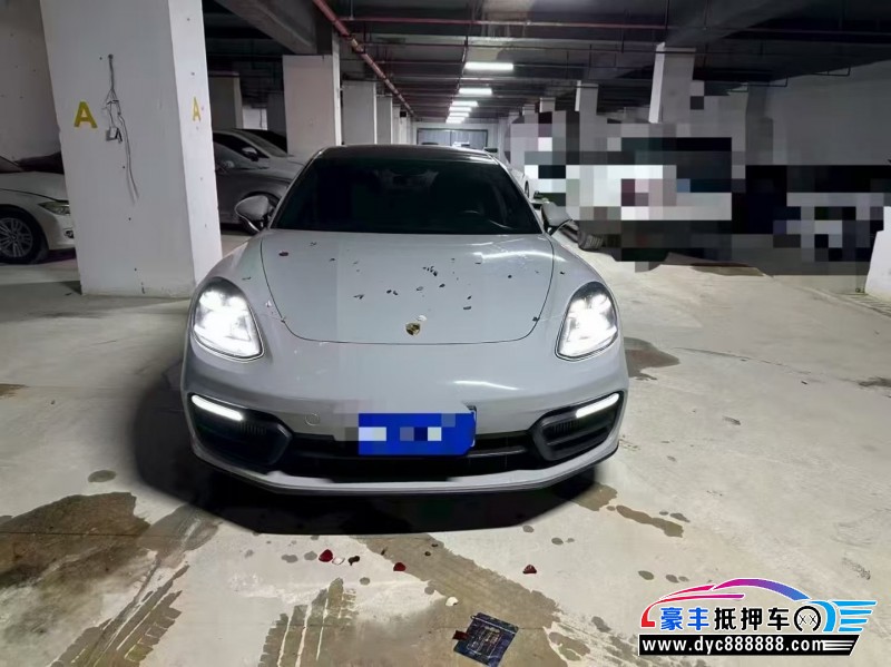 抵押车出售21年保时捷帕纳梅拉轿车