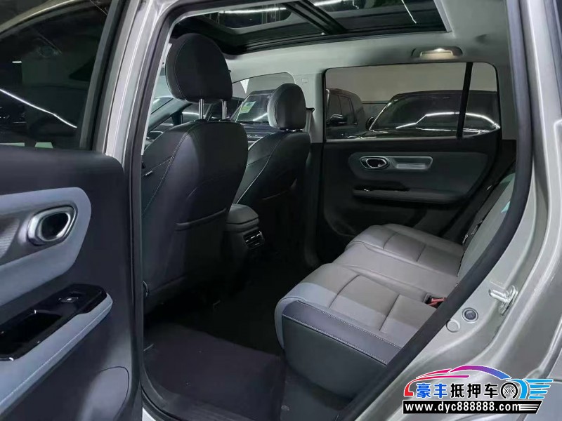 25年埃安Y轿车抵押车出售