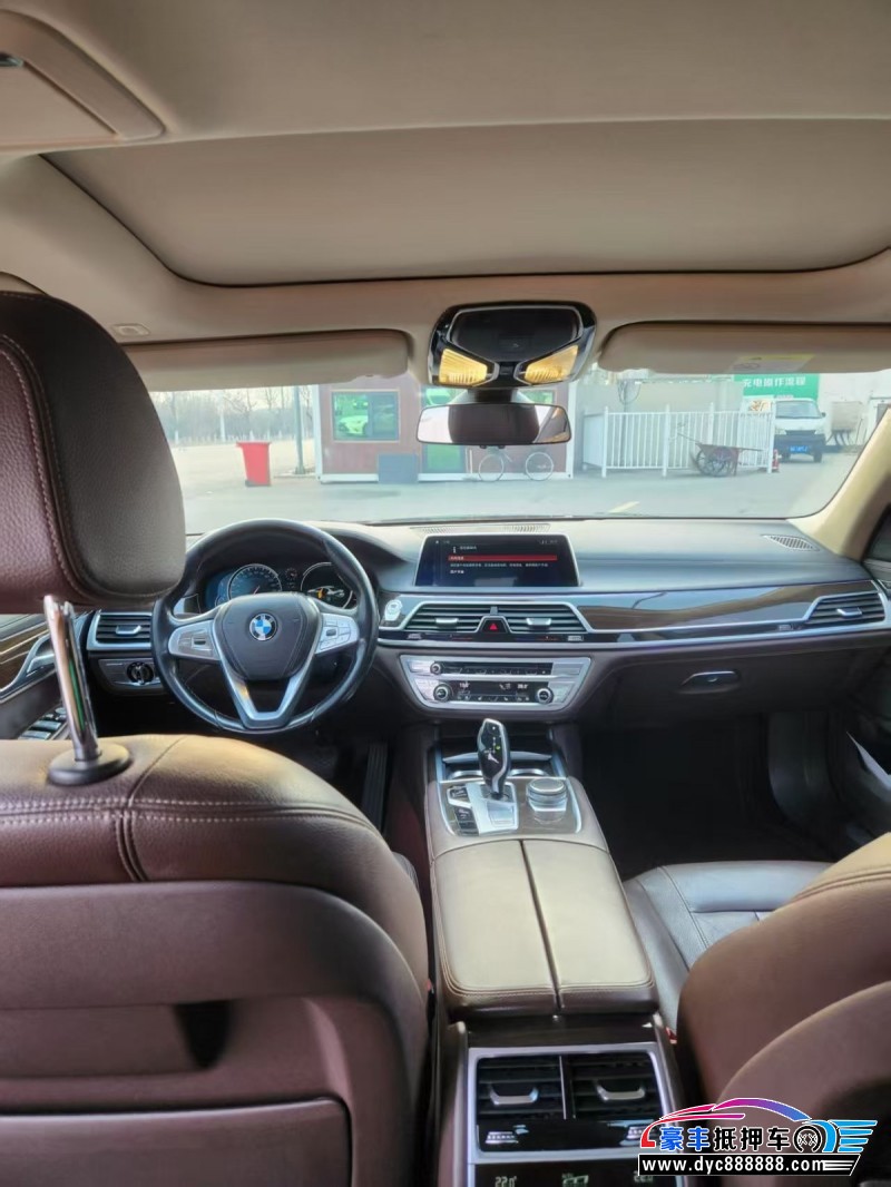 19年宝马7系轿车抵押车出售