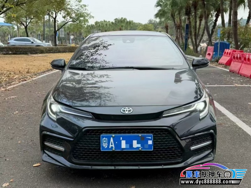 22年丰田雷凌轿车抵押车出售