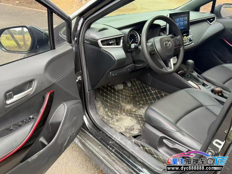 22年丰田雷凌轿车抵押车出售