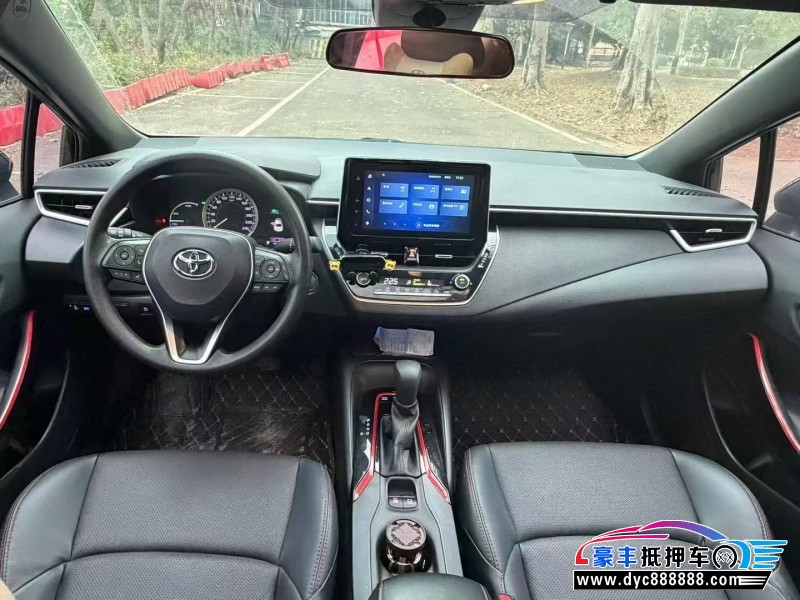 22年丰田雷凌轿车抵押车出售