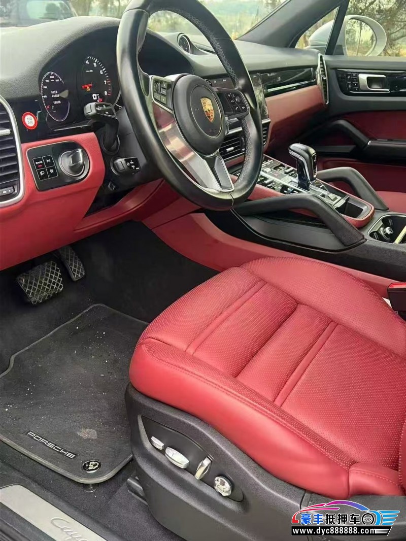 20年保时捷卡宴轿车抵押车出售