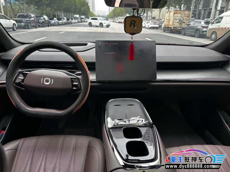 25年长安启源A07轿车抵押车出售