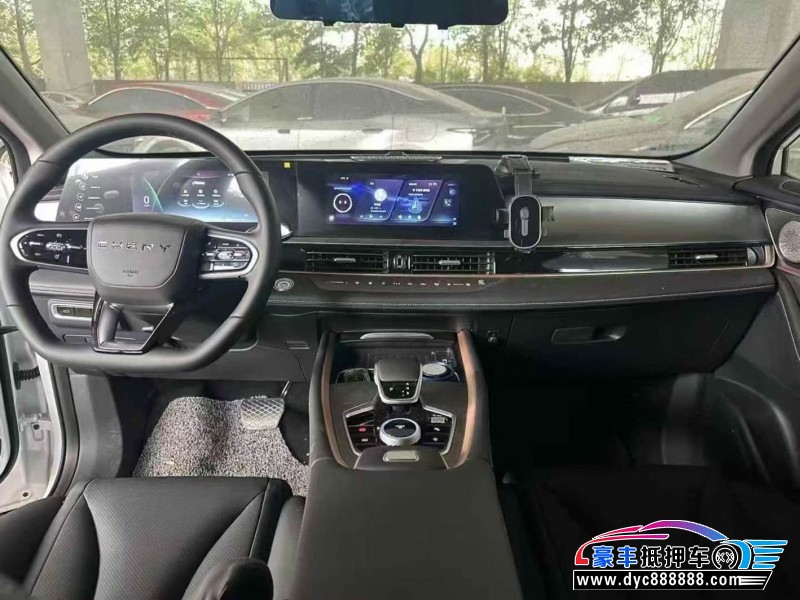 25年奇瑞瑞虎5x轿车抵押车出售