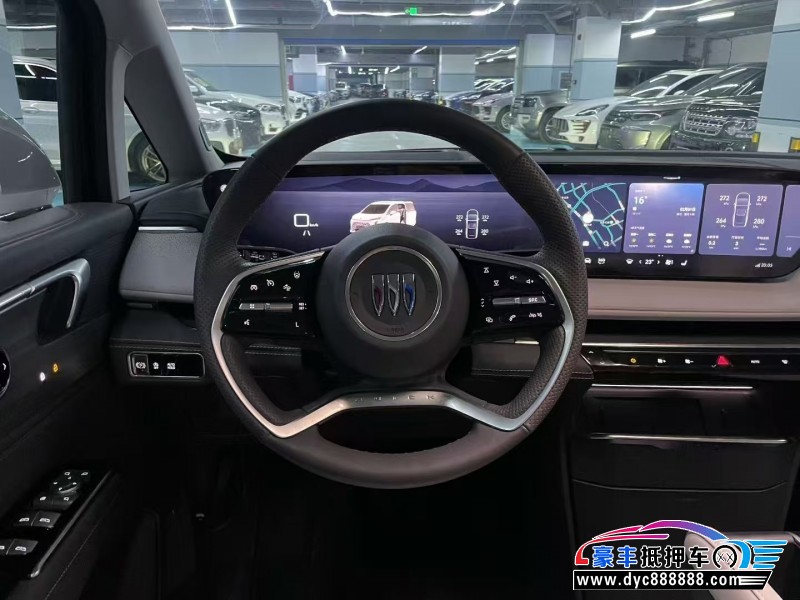 25年别克GL8轿车抵押车出售