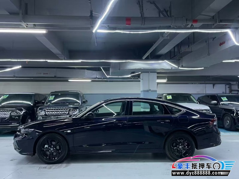 26年本田雅阁轿车抵押车出售