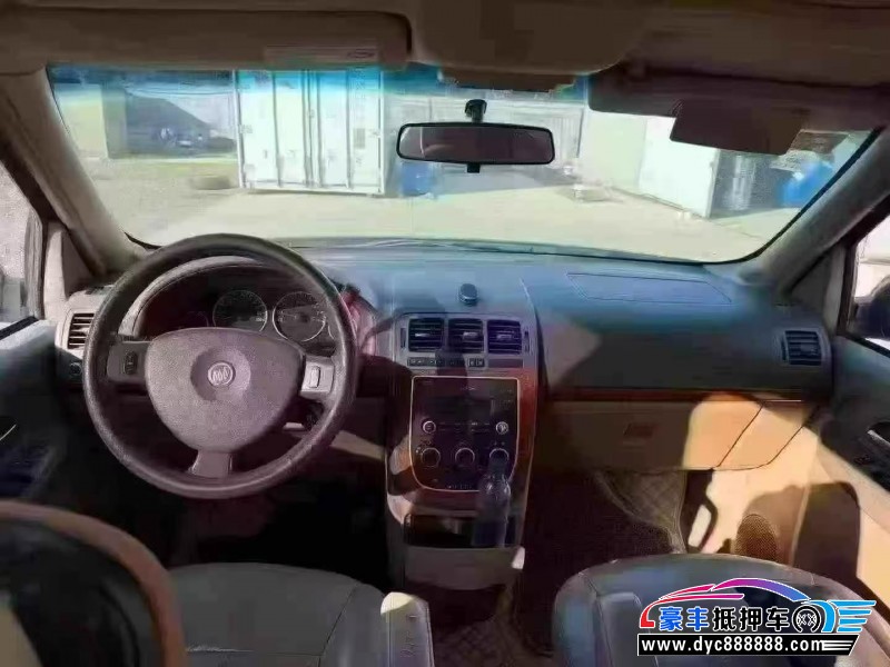 11年别克GL8MPV抵押车出售