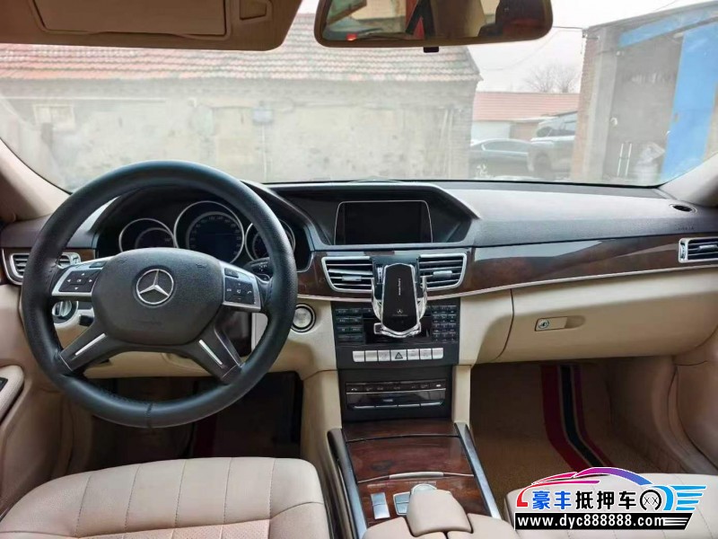 15年奔驰E轿车抵押车出售