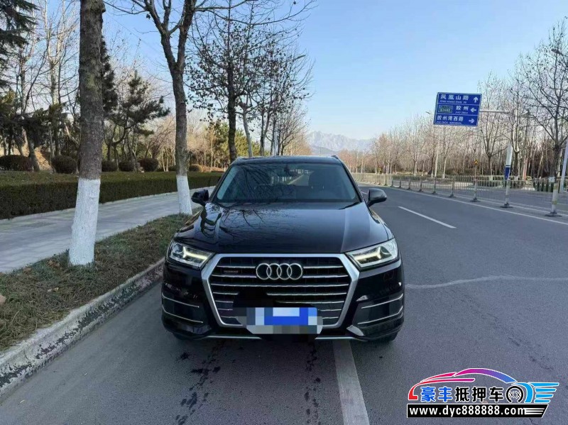 抵押车出售20年奥迪Q7轿车