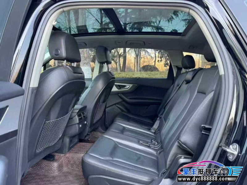 20年奥迪Q7轿车抵押车出售