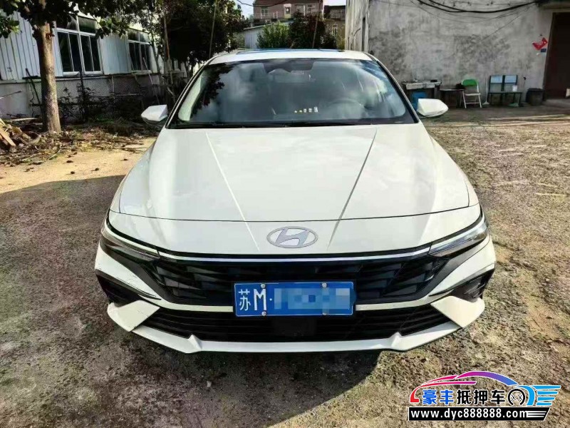 抵押车出售25年现代伊兰特轿车