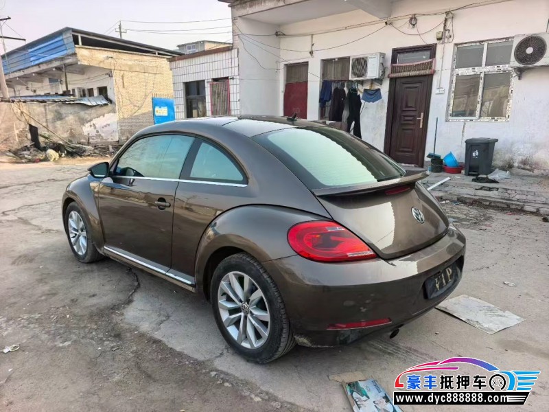 15年大众甲壳虫轿车抵押车出售