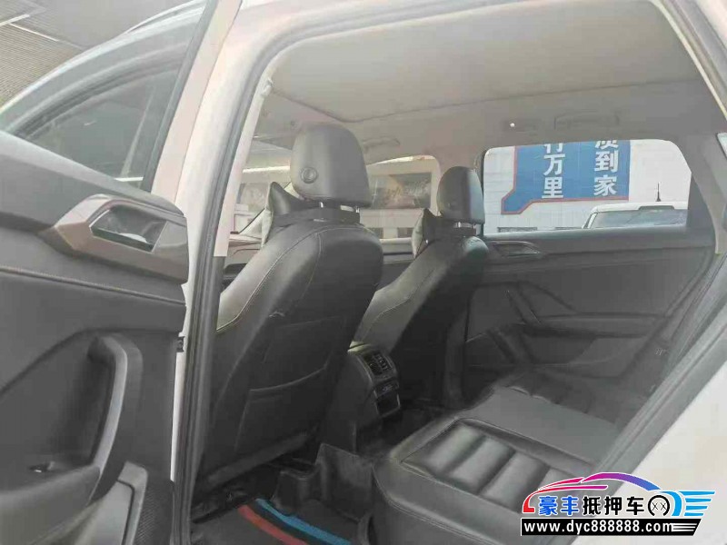 20年大众途岳轿车抵押车出售