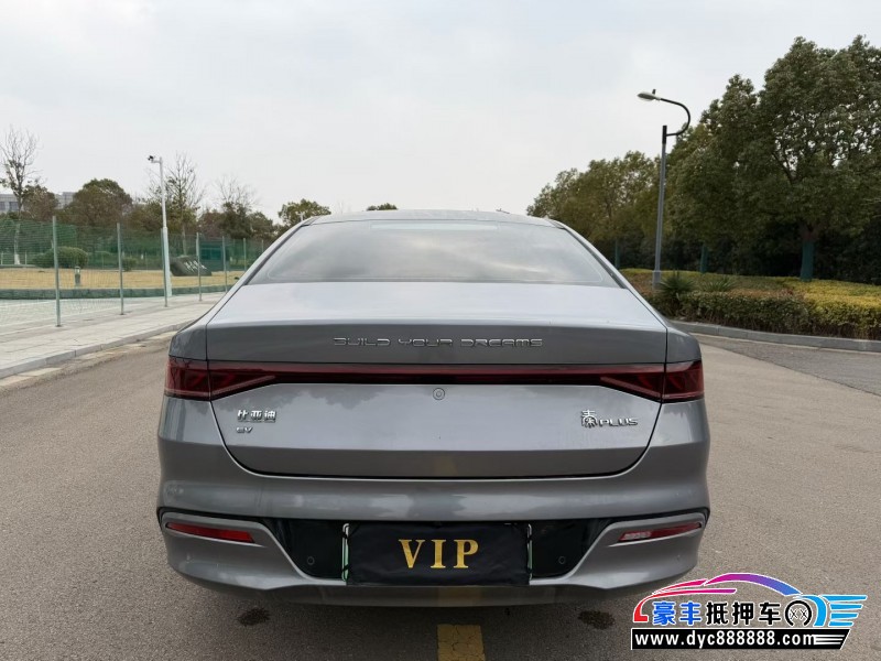 23年比亚迪秦轿车抵押车出售