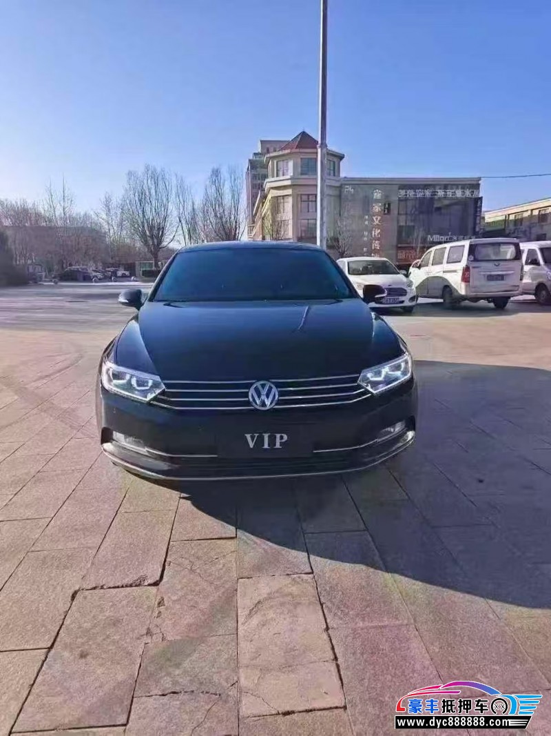 18年大众迈腾轿车抵押车出售