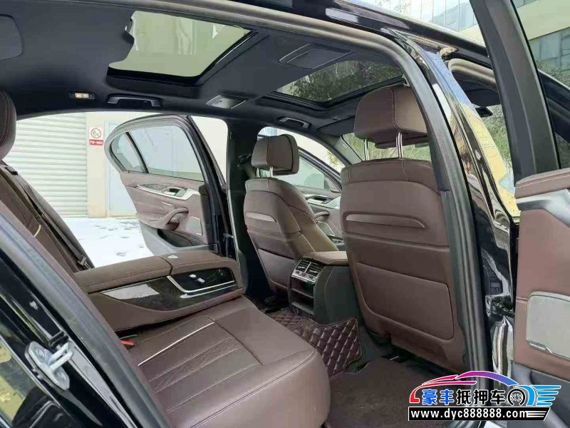 21年宝马5系轿车抵押车出售