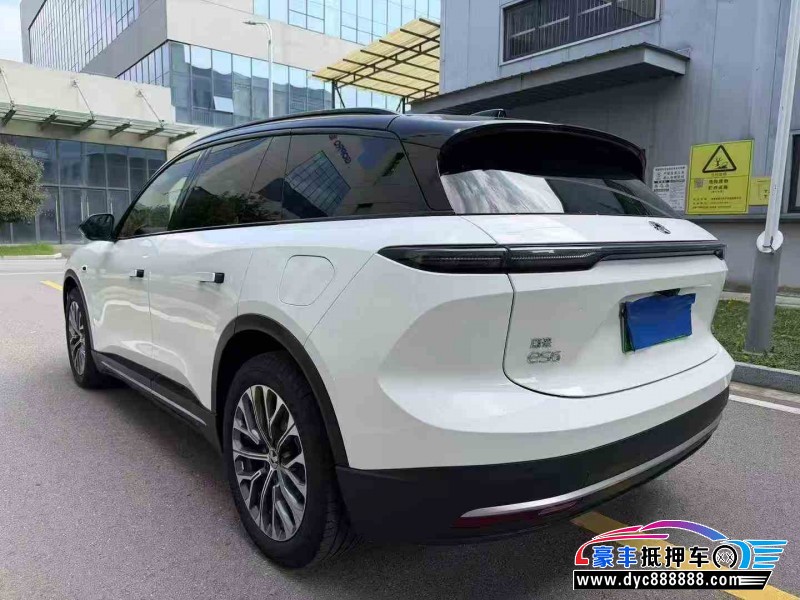 24年蔚来ES6轿车抵押车出售