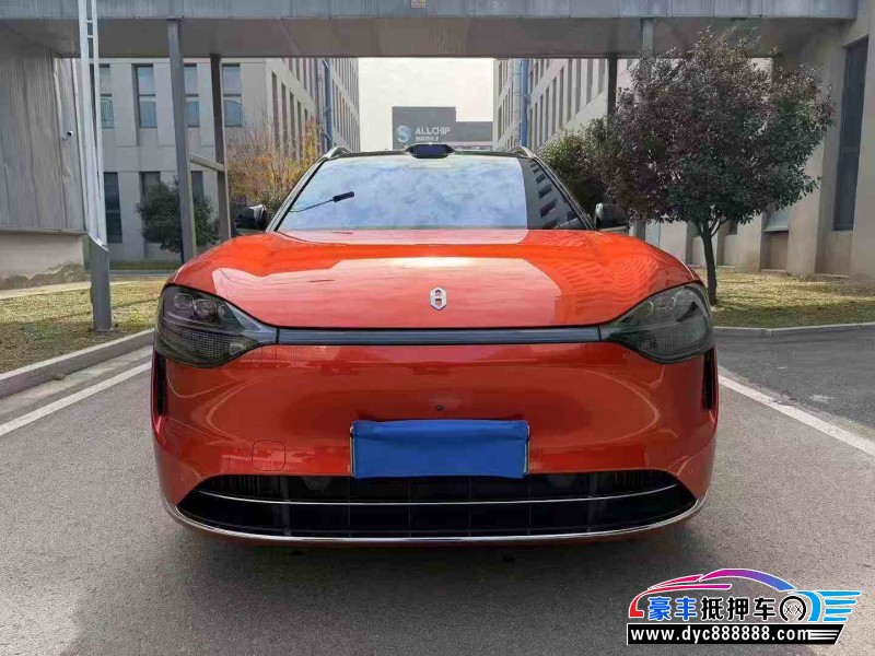 抵押车出售24年华为问界轿车