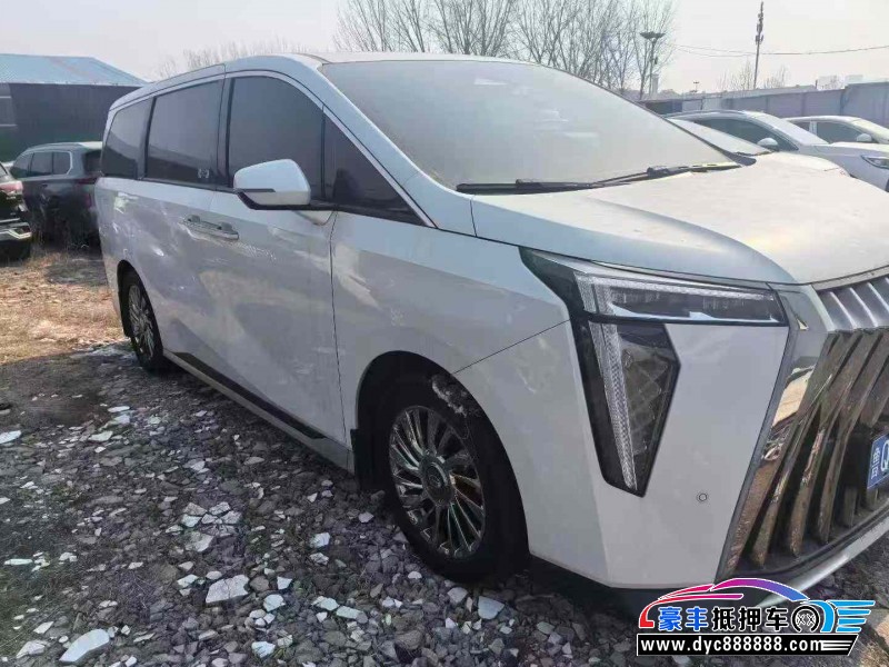 23年传祺M8轿车抵押车出售