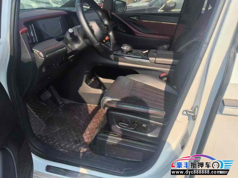 23年传祺M8轿车抵押车出售