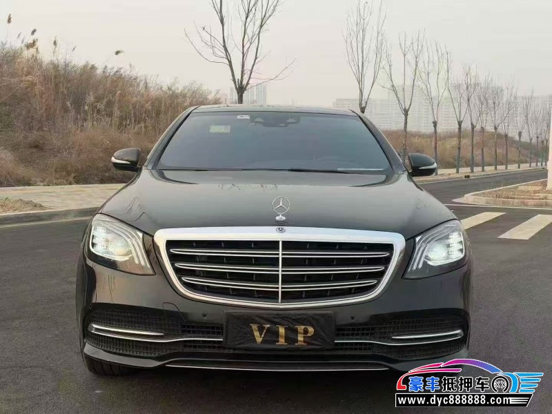 抵押车出售18年奔驰S轿车