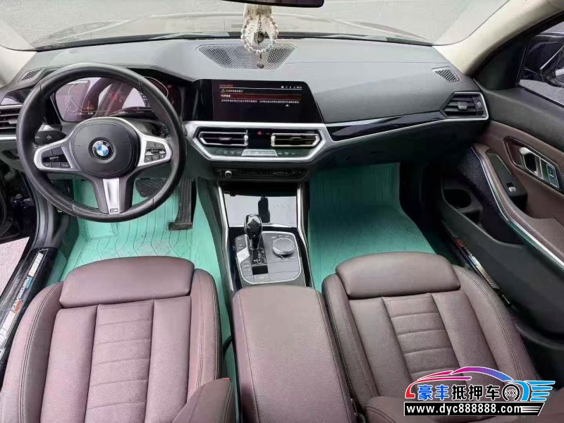 20年宝马3系轿车抵押车出售