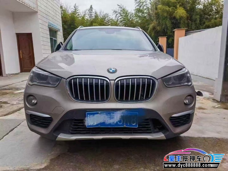 抵押车出售19年宝马X1轿车