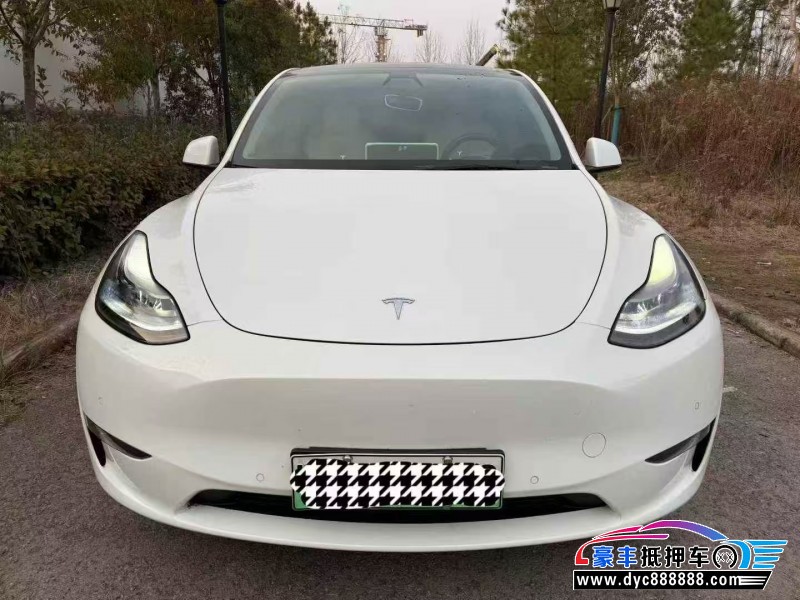 抵押车出售21年特斯拉Model Y轿车