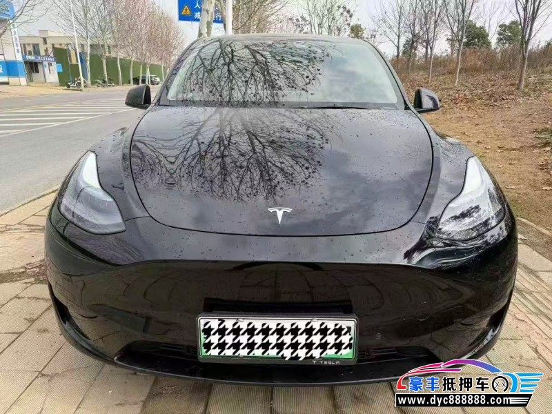 抵押车出售22年特斯拉Model Y轿车