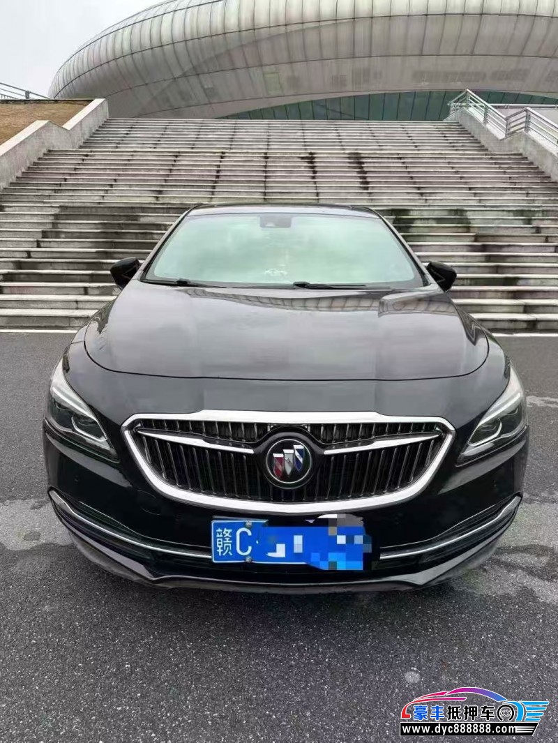 抵押车出售18年别克君越轿车