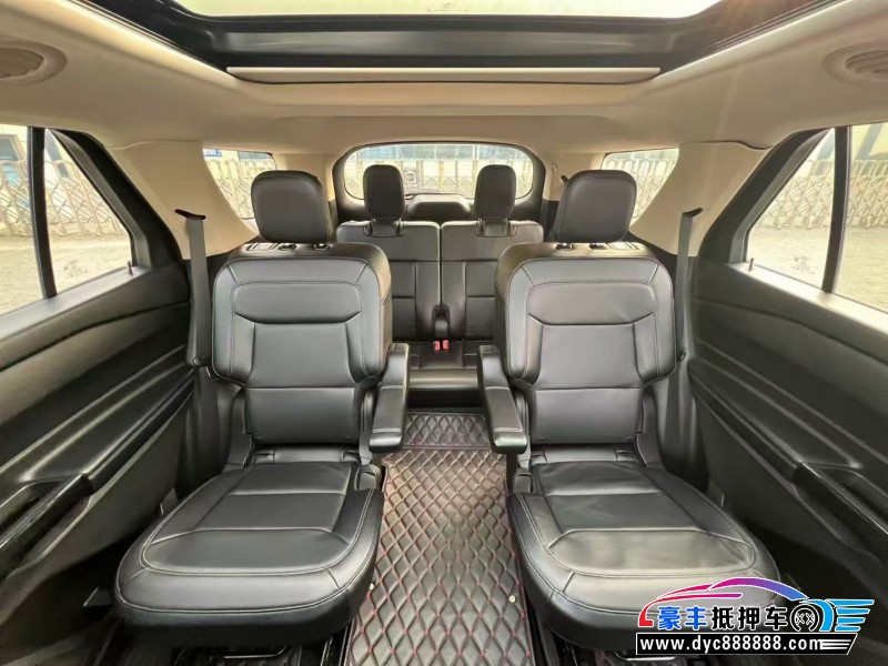 20年福特探险者轿车抵押车出售