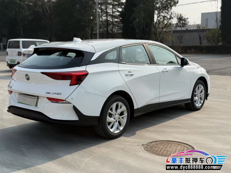 25年别克微蓝轿车抵押车出售