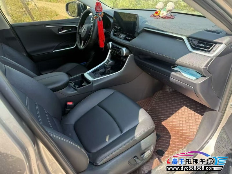 23年丰田RAV4轿车抵押车出售