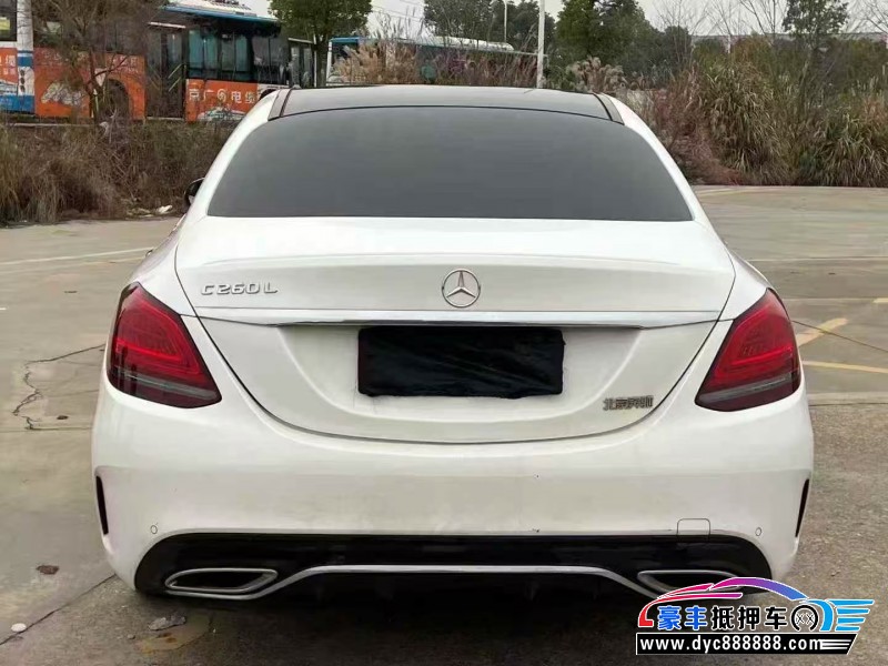 21年奔驰C轿车抵押车出售