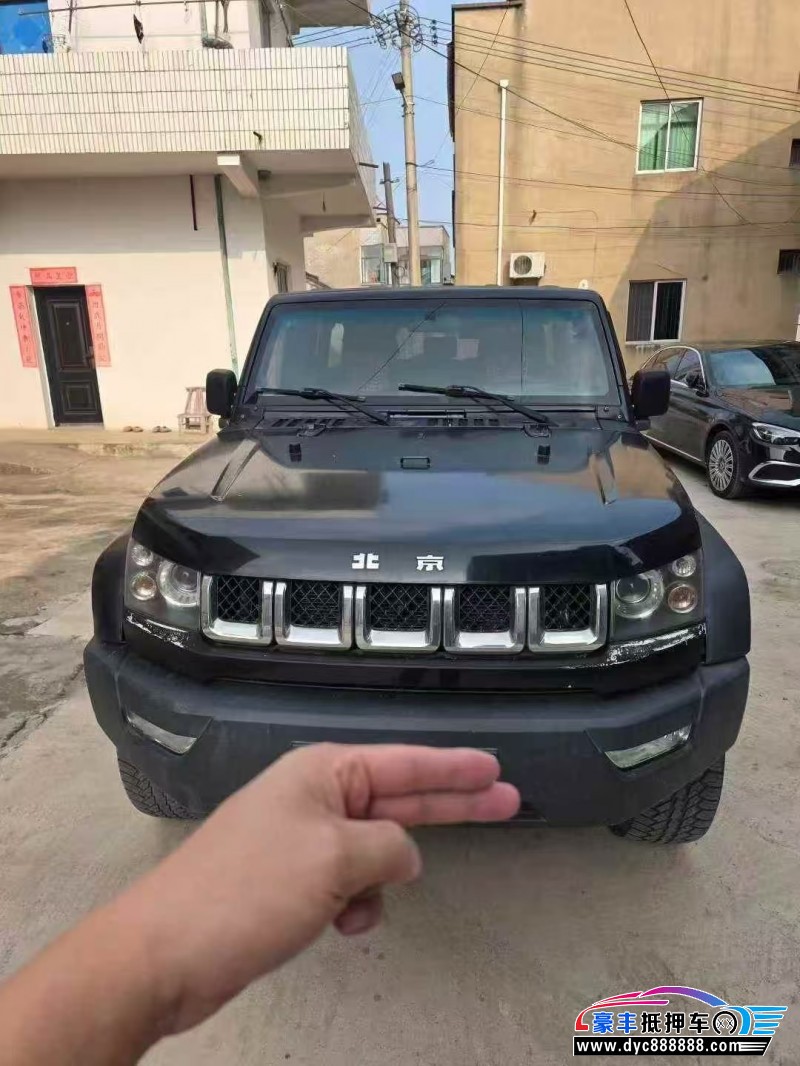 抵押车出售17年北京BJ40轿车