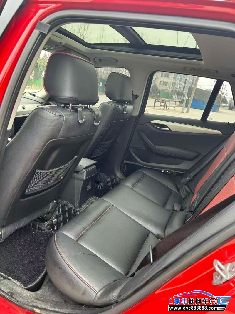 13年宝马X1轿车抵押车出售