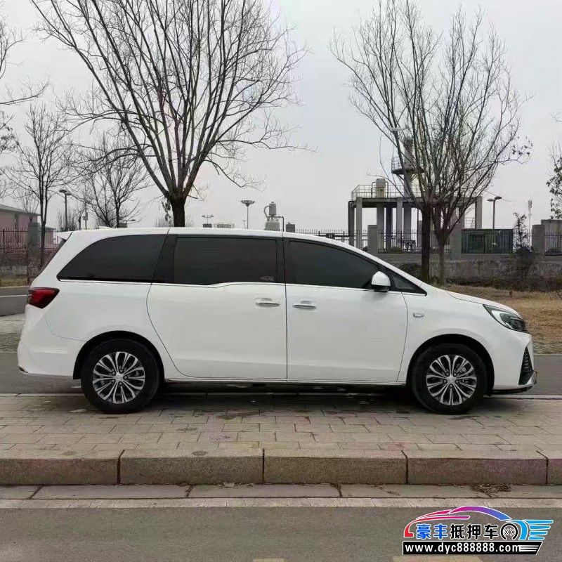 24年别克GL8轿车抵押车出售