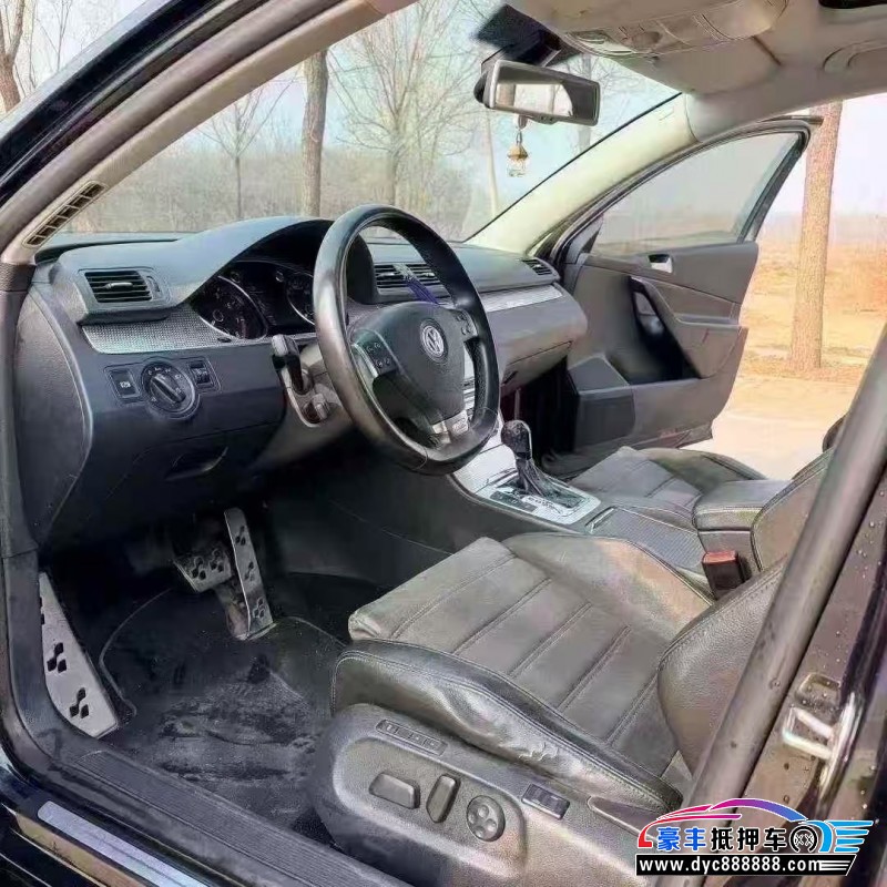 11年大众R36轿车抵押车出售